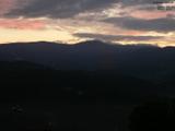 06 : 21