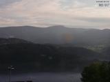 08 : 17