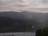 08 : 21