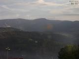 09 : 21