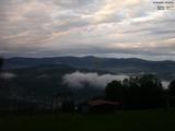 18 : 43