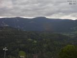 16 : 43