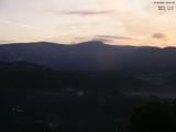 06 : 43
