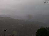 09 : 05