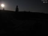 02 : 48