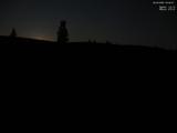 03 : 32