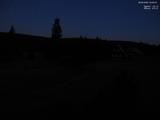 04 : 00