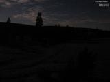 01 : 48