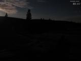 03 : 04