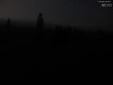 03 : 32