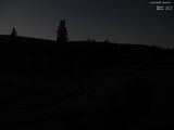 03 : 04