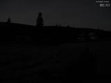 01 : 48
