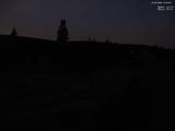 03 : 44