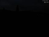 03 : 08