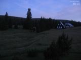 03 : 48