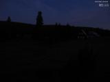 04 : 00