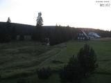 19 : 52