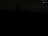 03 : 00