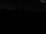 22 : 04