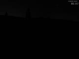 23 : 00
