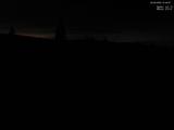01 : 00