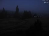 05 : 44
