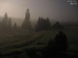 04 : 00