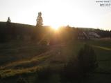 18 : 52