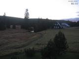 18 : 00