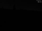 23 : 00