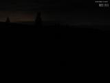 01 : 44