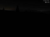 02 : 04