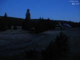 04 : 00