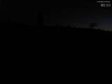 22 : 04