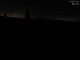 02 : 00