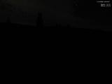 02 : 00
