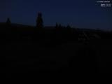 04 : 00