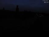 04 : 04