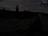 03 : 04