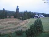 06 : 00