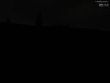 03 : 00