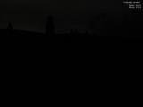 03 : 00