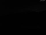 23 : 08