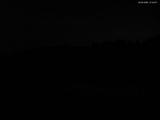 01 : 04