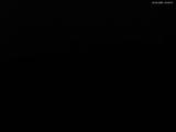 23 : 00