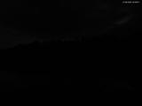 03 : 08