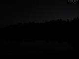 03 : 00