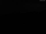 02 : 00