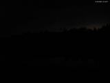 21 : 04