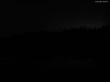 23 : 00